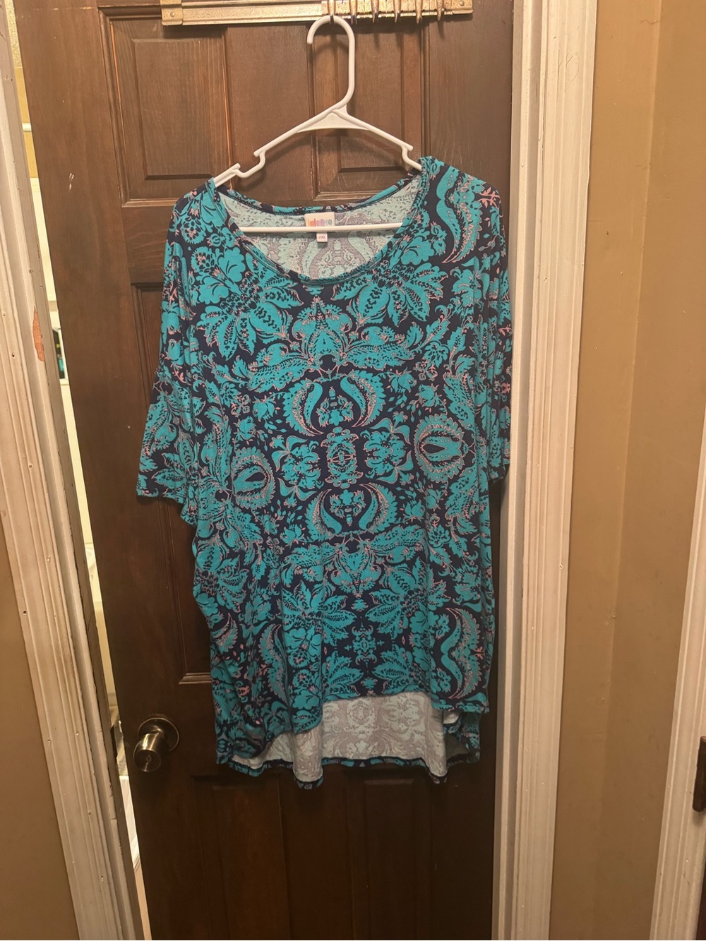 Women’s LuLaRoe Irma 2xL Blue Teal Floral-Print  Tunic Top - Short Sleeve